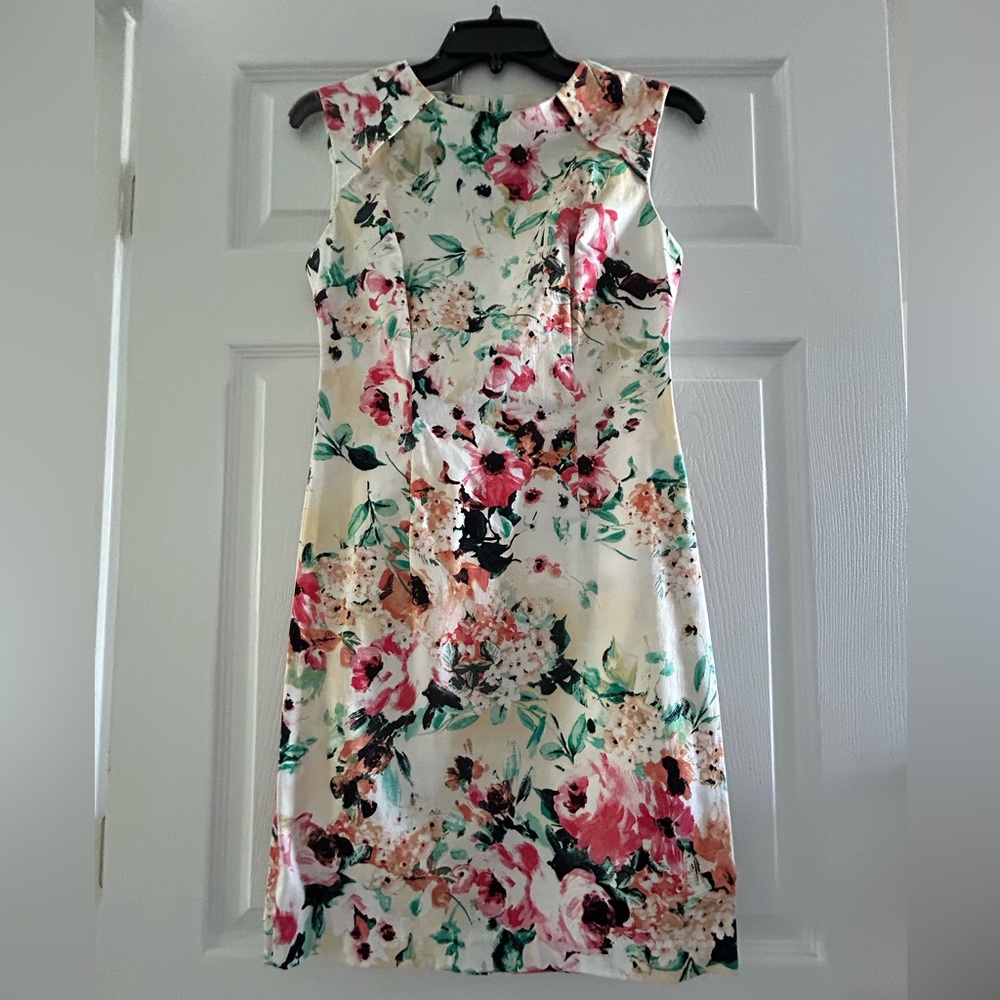 Size 7/8 B Darlin Floral Dress